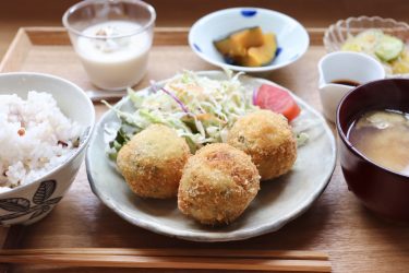 【浜松市中区】irodori (イロドリ)|優しい味付けの「日替わりランチ」が人気！落ち着く空間のおしゃれカフェ